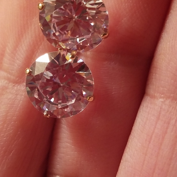 14k CZ stud - Picture 5 of 6